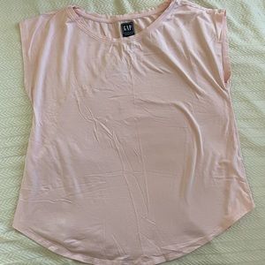 GAP maternity shirt cap sleeves